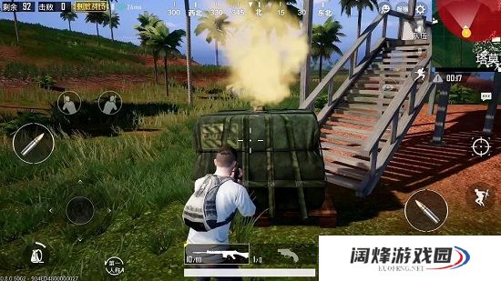 绝地求生中与大年**战时需要注意哪些策略